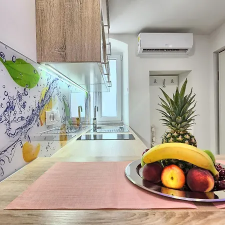 דירה 2 ספליט